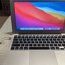 Selling  MacBook Air 11 With Charger 