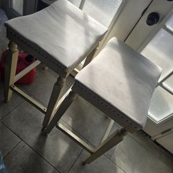 2- Stools