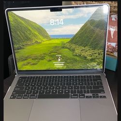 Brand New 2024 Apple  MacBook Air 13-inch Laptop