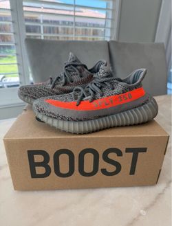 Yeezy Boost 350 V2