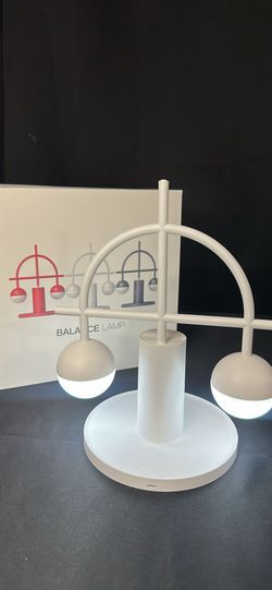 BALANCE LAMP