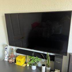 4K UHD HDR Smart LED TV 55”