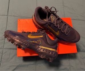 Jackie Robinson Baseball cleats. Size 10.5. Brand new.