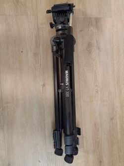 Magnus VT-300 Video Tripod