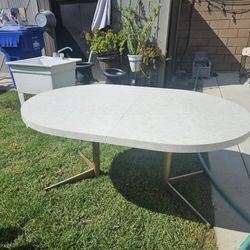 Formica Table Antique 