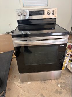 LG LREL6321S Stainless Steel Smart Electric Range