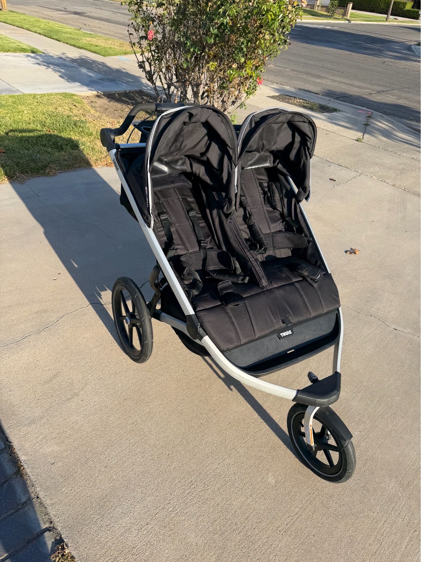 Thule Urban Glide 2 (Double Jogger Stroller)
