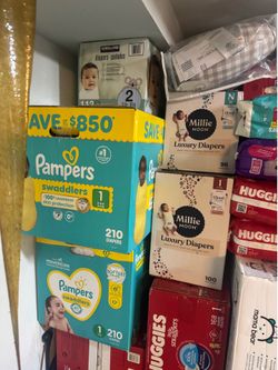 mpers size n,1,2,3,5,7 sell or trade for Enfamil 12oz cans