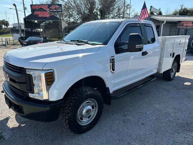 2019 Ford F350 Super Duty Super Cab