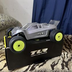 TLR 22t4.0