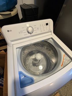 LG 5.5 Cu. Ft. Mega Capacity Top Load Washer – WT7800CW – $395 OBO