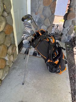Men’s Complete Right Handed Golf Club Set with Ogio stand bag & Carrying strap