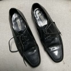 Florsheim Men’s Dress Shoes Black Lace Up.  10.5 D