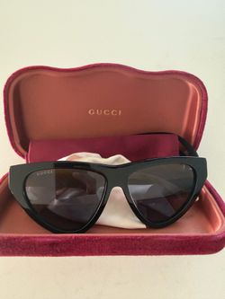 Gucci Sunglass