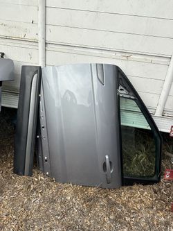 2012-2019  Range Rover Evoque  Left Driver Door