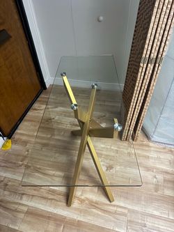 ✨ Glass-Top Gold Metal Accent / Side Table — $100 OBO