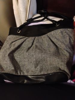 Hand bag