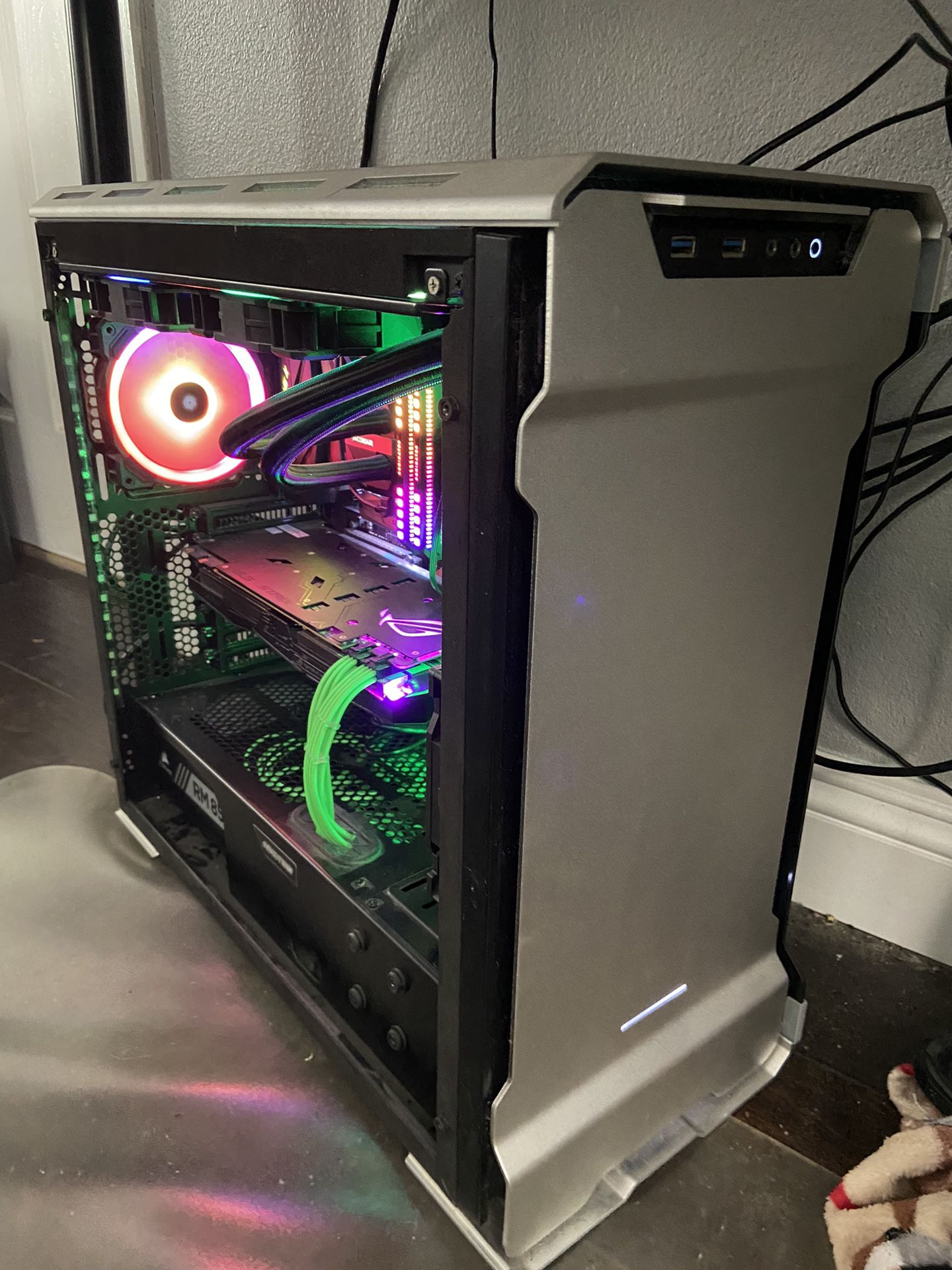 Complete Gaming Pc And Streaming Computer! Comes With Peripherals 