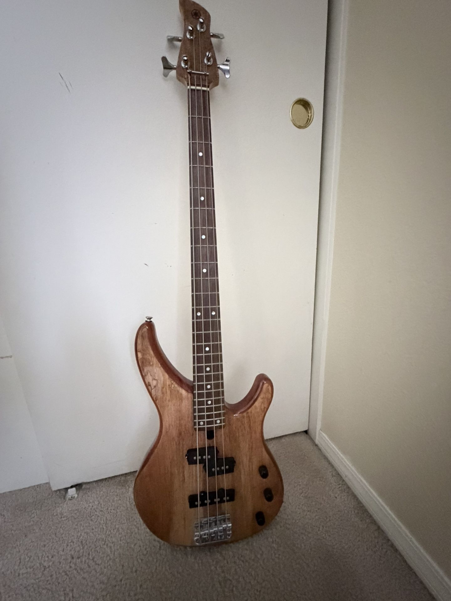 Yamaha Bass Guitar TRBX174EW