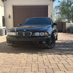 2002 BMW M5