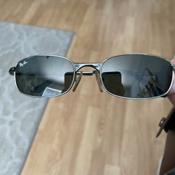 Ray bans rb3162 sleek   Original. Used In Great Condition.  