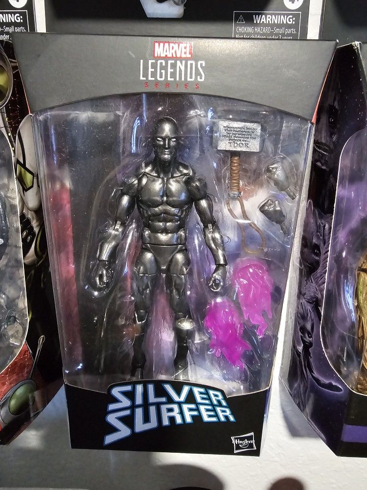 Marvel Legends Silver Surfer (Obsidian Surfer)
