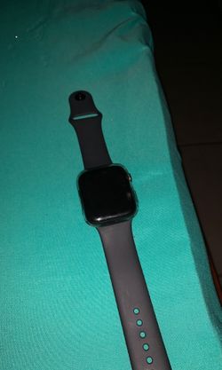 Apple Watch 44mm 1 month use