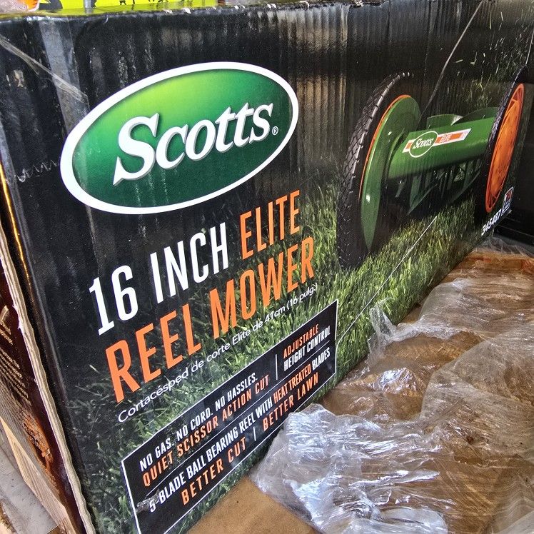 Scott's Scott's 16 in. Manual Walk Behind Push Reel Lawn Mower