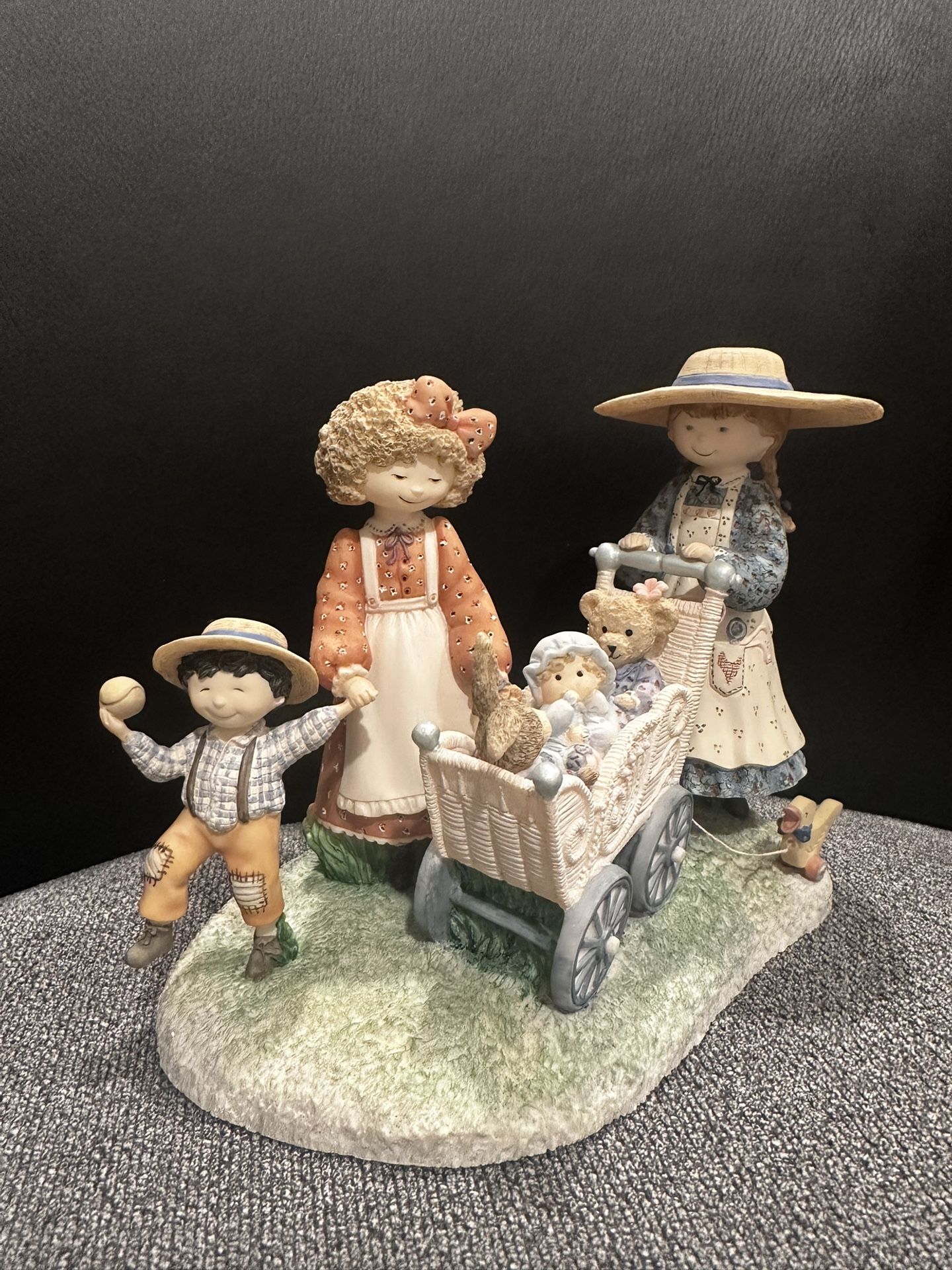 Special Friends figurine