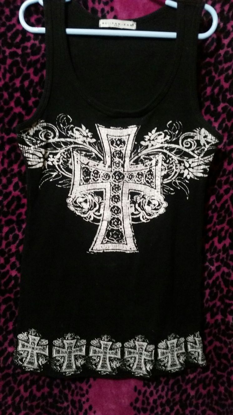 Bui.Yah.Kah Cross shirt