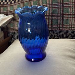 Vintage Indiana Roma blue Glass Vase