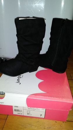 Girls boots