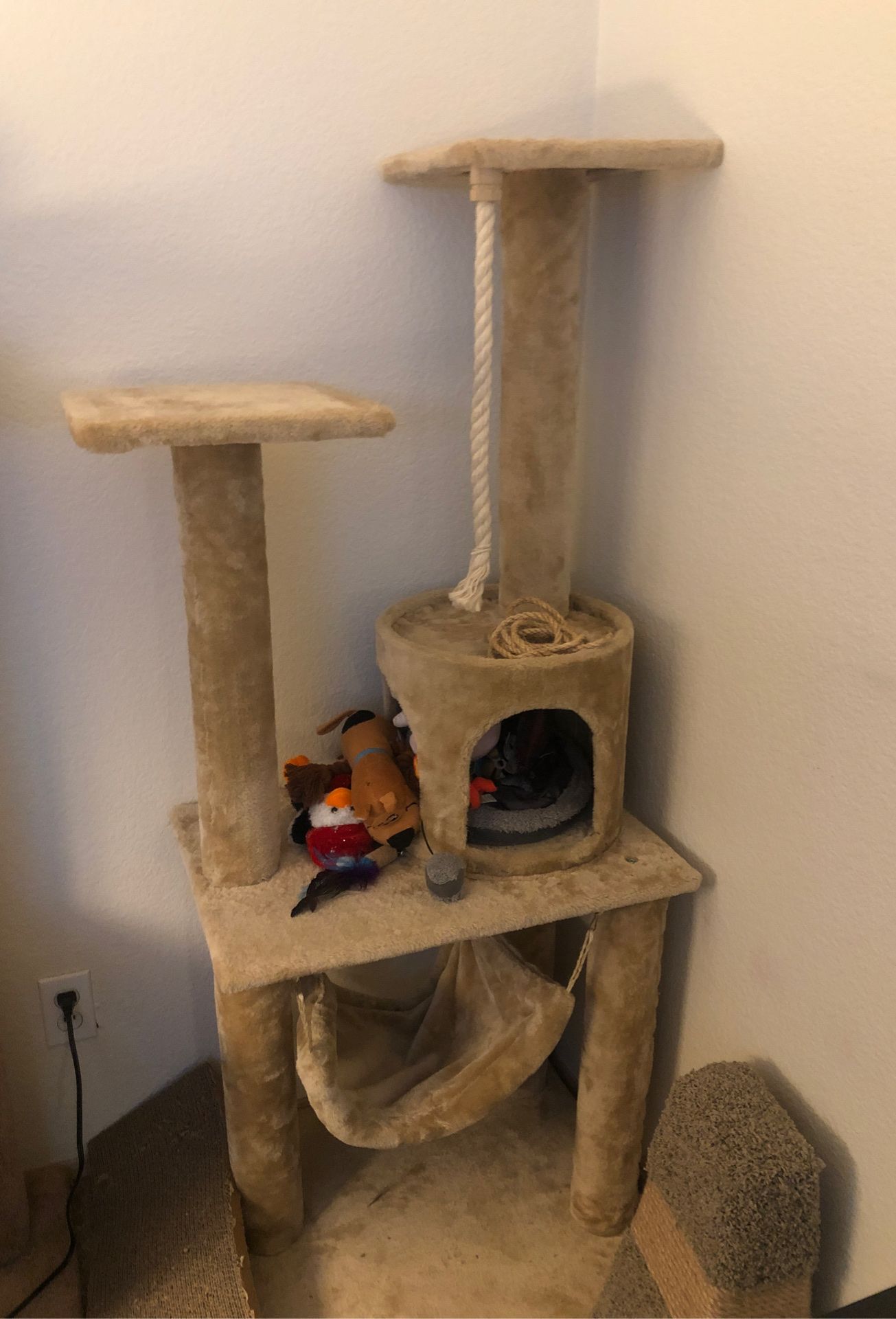 Cat tree