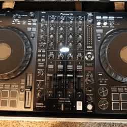 Pioneer DJ DDJ-FLX10 4-Channel DJ Controller W/ Hard case, Headphones & JBL Wireless Microphone Set