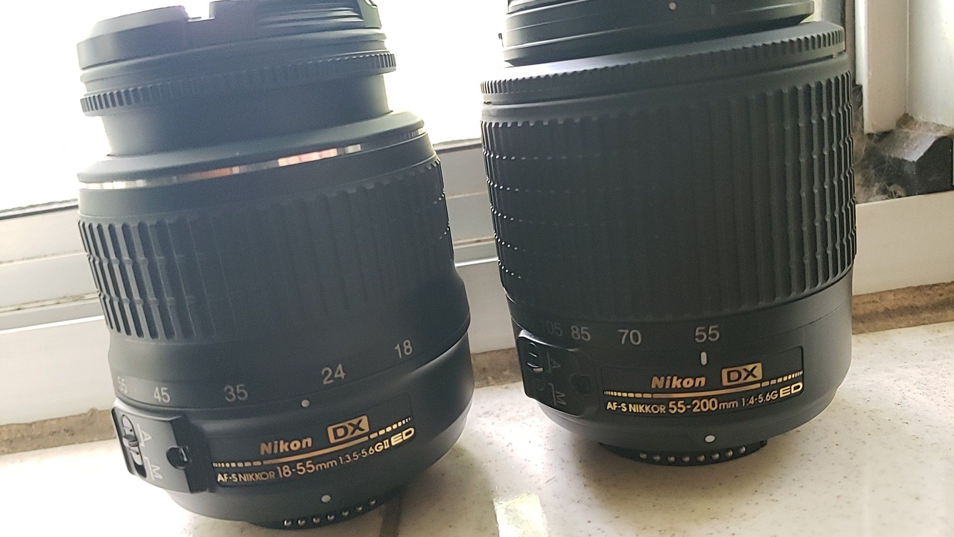 2 Nikon lenses for parts or repair
