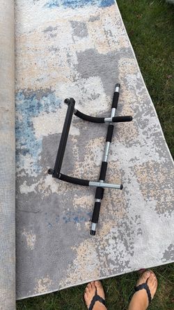 Doorway Pull-Up Bar