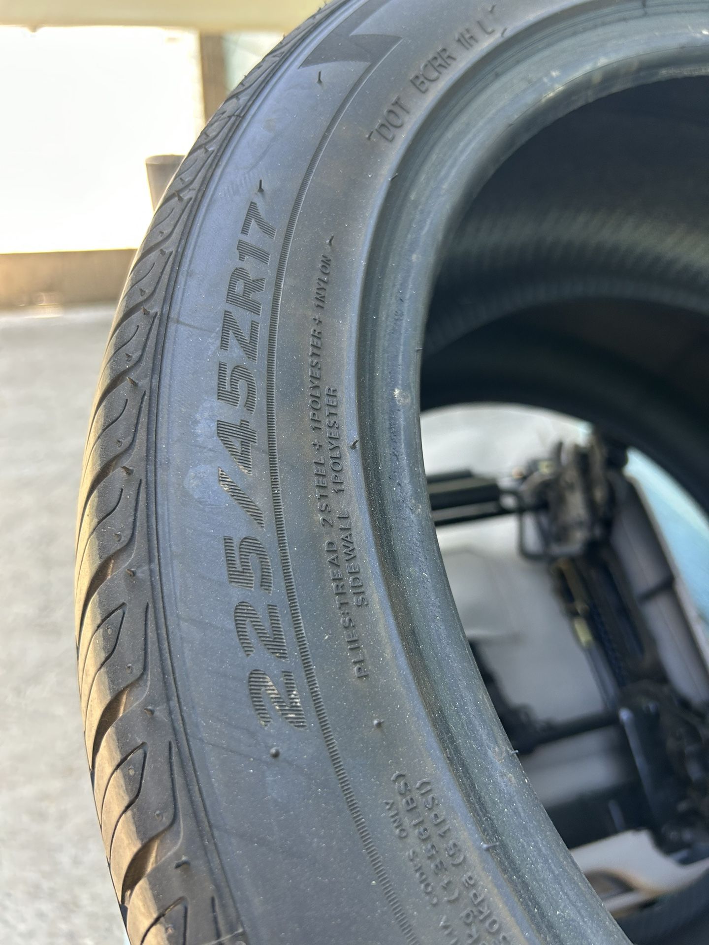225/45/17