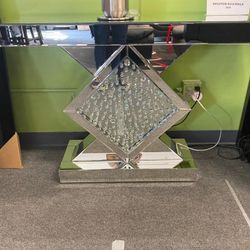 GORGEOUS Nysa Console Table👉FREE FINANCING AVAILABLE 👉 NO CREDIT CHECK 👉 0 DOWN PAYMENT 