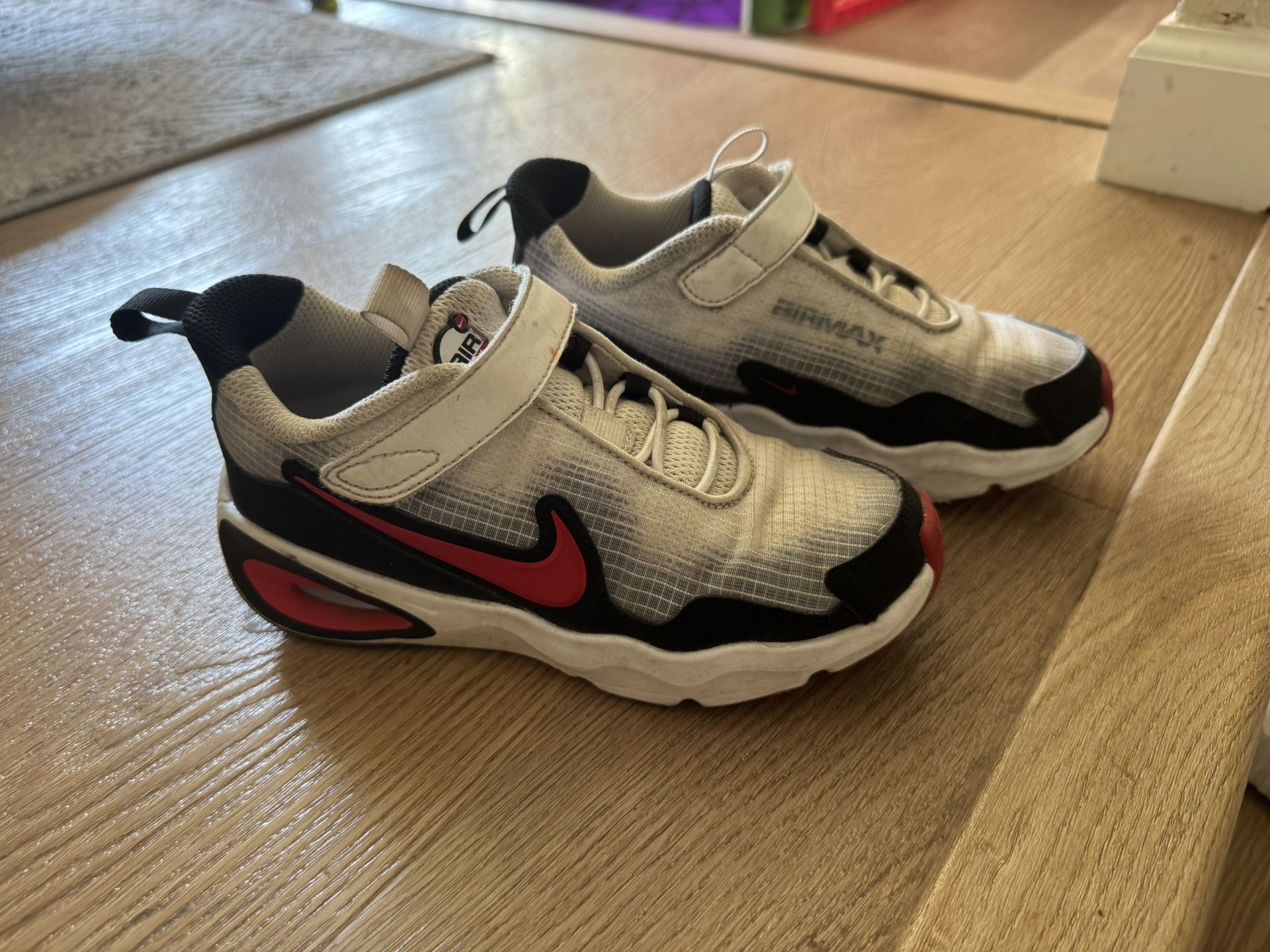 Air Max Nikes Little Boys Size 12.5