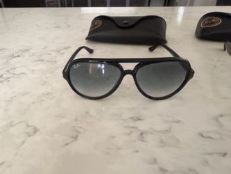 Men’s Authentic RayBan sunglasses