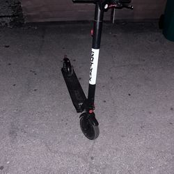E scooter