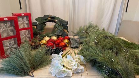 Christmas Holiday Decor Bundle