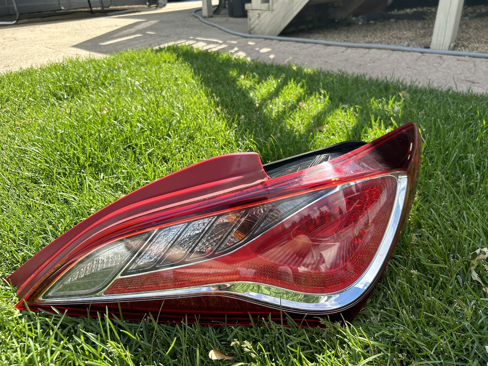Hyundai Genesis Coupe Tail Lights