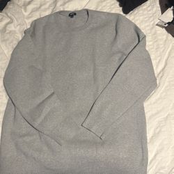Uniqlo sweater
