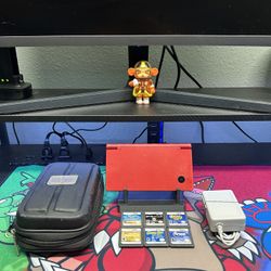 Red Nintendo DSi