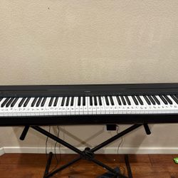  Yamaha Keyboard And Piano 