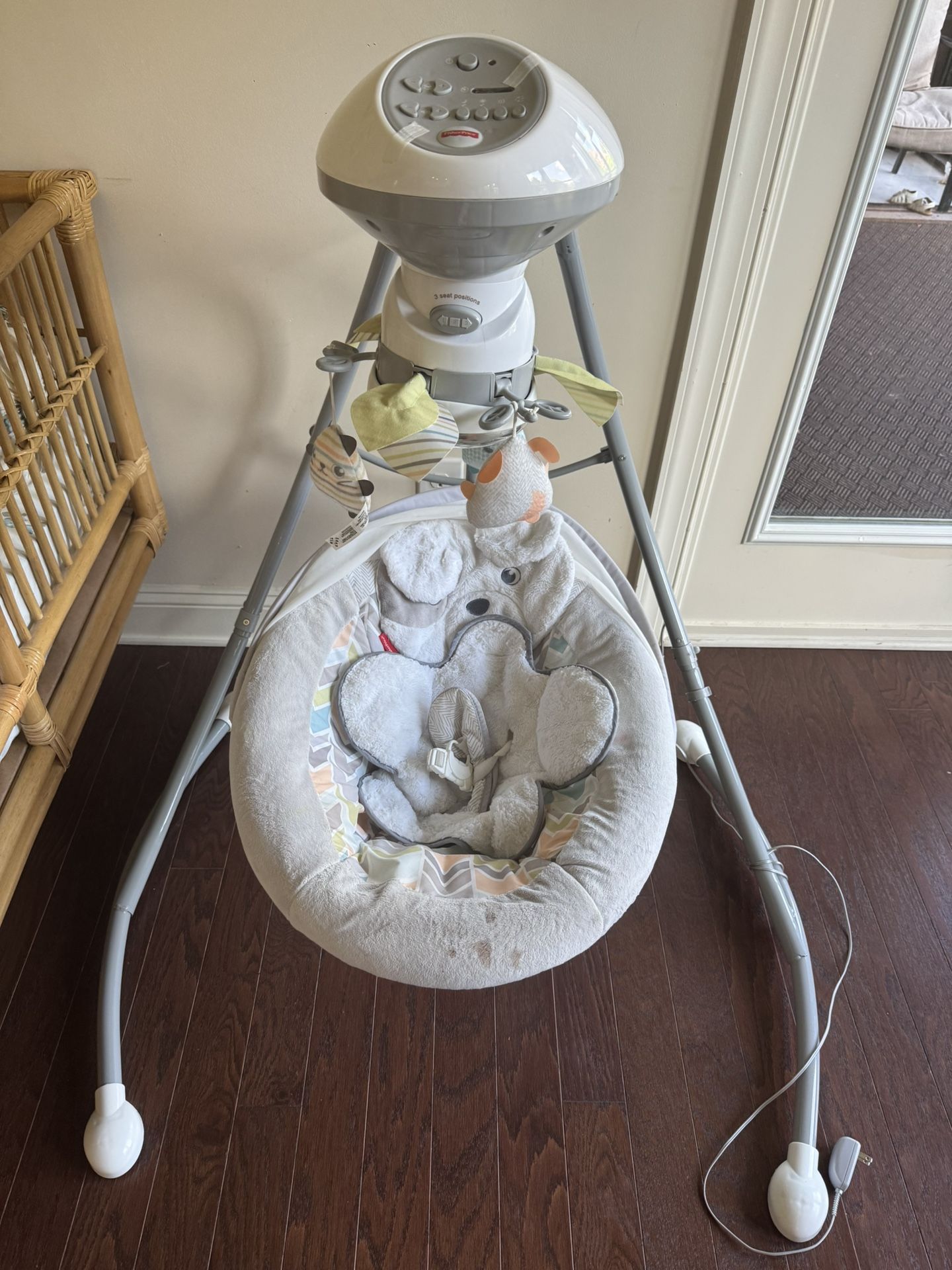 Baby Swing - Swival infant seat