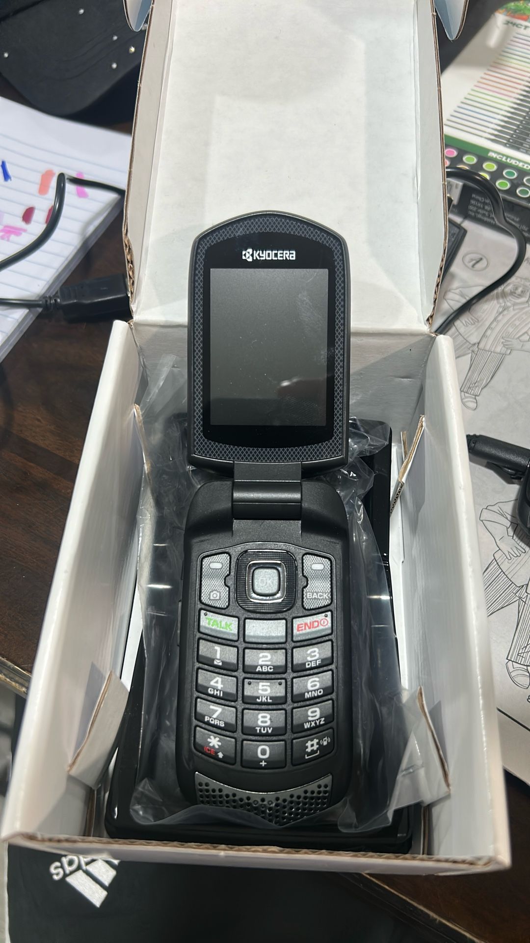 Kyocera DuraXTP E4281 SPRINT 3G CDMA Rugged Waterproof Flip Phone 64MB No SIM