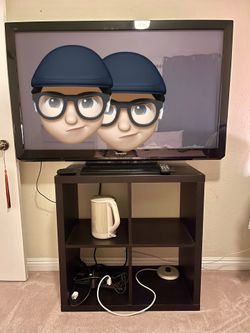 Panasonic TV + Stand