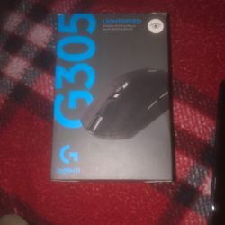 Logitech G305
